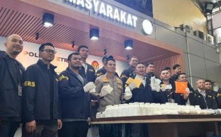 Ditreskrimsus Polda Metro Jaya Ungkap Peredaran Obat Keras Ilegal