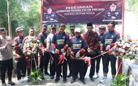 Polres Blitar Kota Resmikan Jembatan Merah Putih Presisi Penghubung Dua Desa
