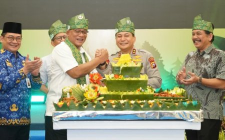 Berkunjung ke Mapolda Riau, Menteri Lingkungan Hidup Dorong Replikasi Green Policing Secara Nasional