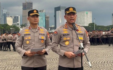 Subdit Kamneg Ditreskrimum Polda Metro Jaya Periksa Taksi Green Terkait Kecelakaan Kereta