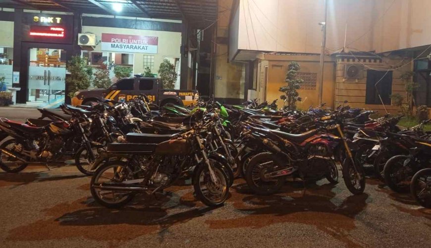 Bikin Resah Warga, Puluhan Motor Kenalpot Brong Ditindak dalam Patroli Skala Besar Polres Lamongan