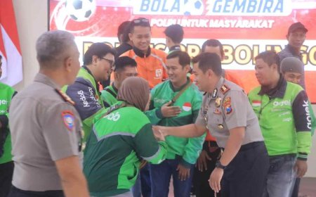 Polres Probolinggo Perkuat Silaturahmi, Ajak Mahasiswa dan Komunitas Ojol Nobar Piala Dunia