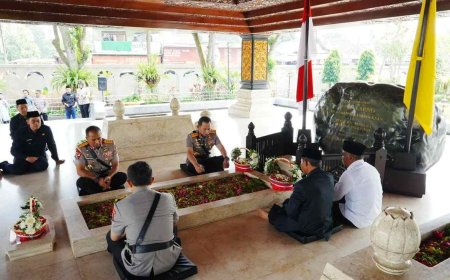 Jelang Hari Bhayangkara ke-80, Kapolri Jadikan Ziarah ke Makam Presiden RI Terdahulu Sebagai Momentum Refleksi Nilai Kebangsaan