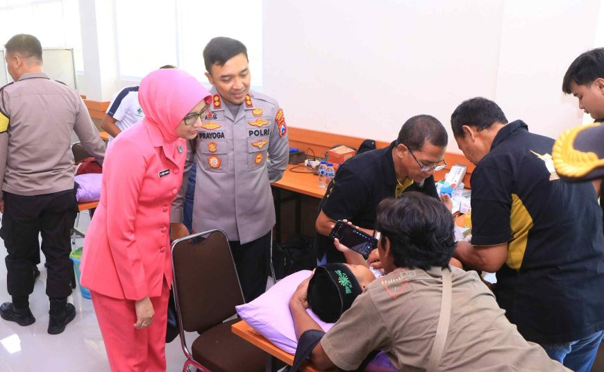Senyum Bahagia Warnai Hari Bhayangkara ke-80 Saat Polres Ngawi Layani Ratusan Anak Khitanan Massal