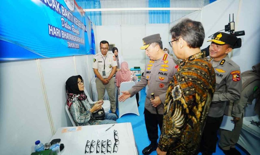 Hadiri Puncak Bakti Kesehatan, Kapolri: Berikan Pelayanan Terbaik ke Masyarakat dan Anggota
