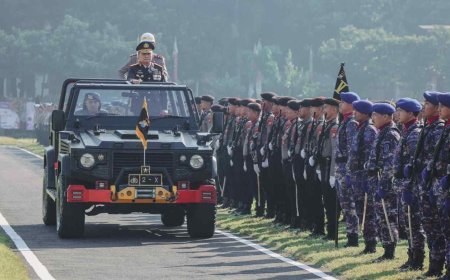Polda Jatim Gelar Upacara Hari Bhayangkara ke-80, Teguhkan Semangat “Polri untuk Masyarakat”