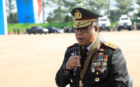 Polri Gelar Upacara Hari Bhayangkara Ke-80 di Satlat Korbrimob Cikeas
