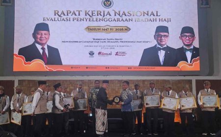 Dukung Sukses Penyelenggaraan Haji 2026, Polri Terima Penghargaan dari Kementerian Haji dan Umrah RI