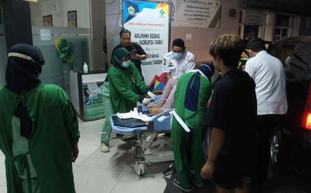 Aksi Heroik Satlantas Polres Gresik Selamatkan Wanita yang Hendak Melahirkan