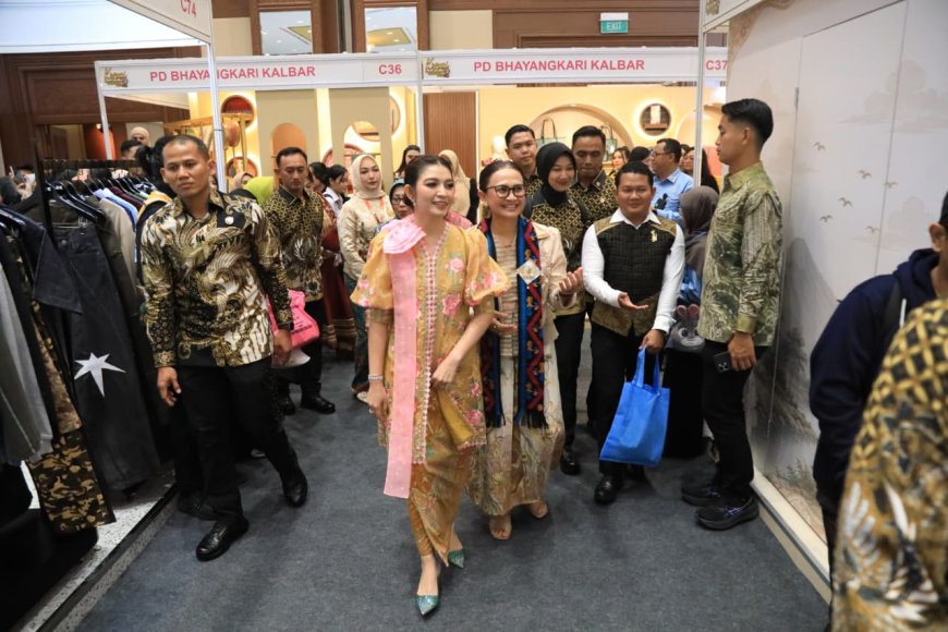 Ketua Umum Seruni Kabinet Merah Putih Selvi Gibran Buka Bazar Kreasi Bhayangkari Nusantara 2026, Dorong UMKM Naik Kelas