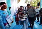 Polda Jatim Beri Bantuan Alat Pertanian Kepada Kelompok Tani  dan Baksos Pemeriksaan Kesehatan Gratis