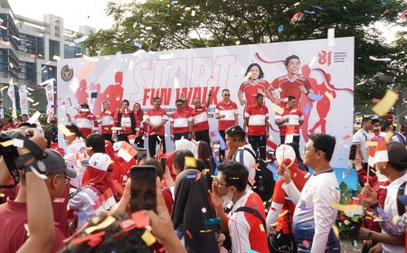 Sambut HUT Ke-81 Kemerdekaan RI, Menteri Imigrasi Agus Andrianto Buka Fun Walk, Bakti Sosial, dan Layanan Paspor