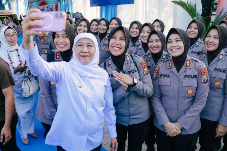Gubernur Jatim Khofifah Apresiasi Polwan, Hadirkan Rasa Aman dan Dampak Nyata bagi Warga